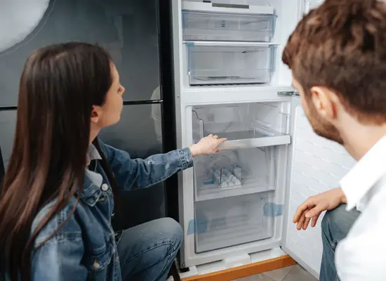 Å prøve å lage et nivå i kjøleskapet vil føre til frustrasjon