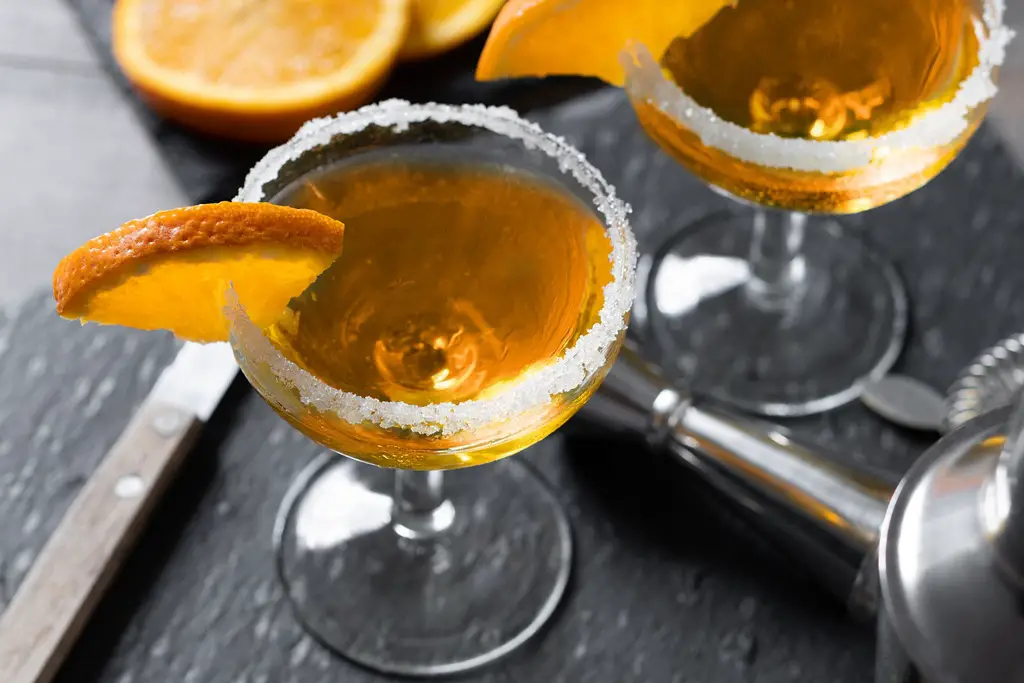 cognacglass test den unike designen til cognacglass gjør dem til den perfekte måten å nyte din favorittdrink